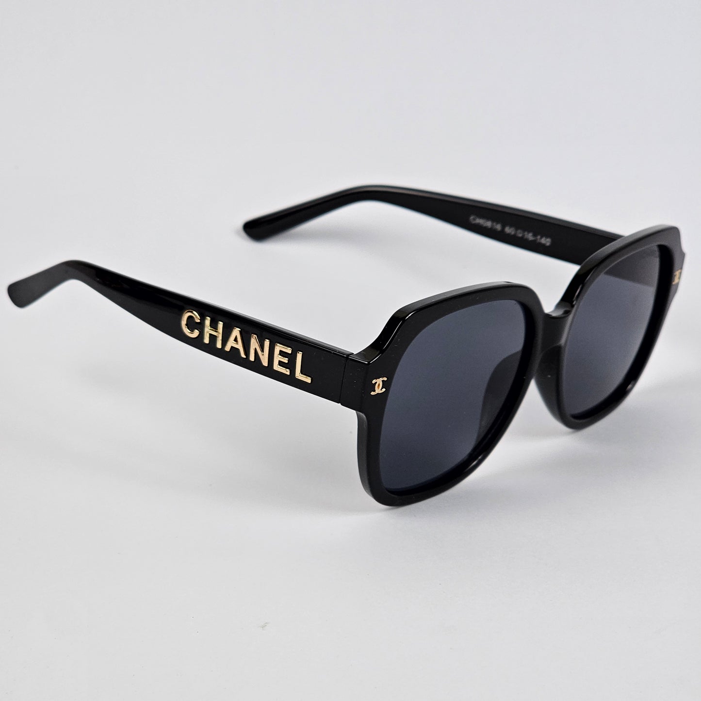 Big Round - Chanel - CH0816 - Black