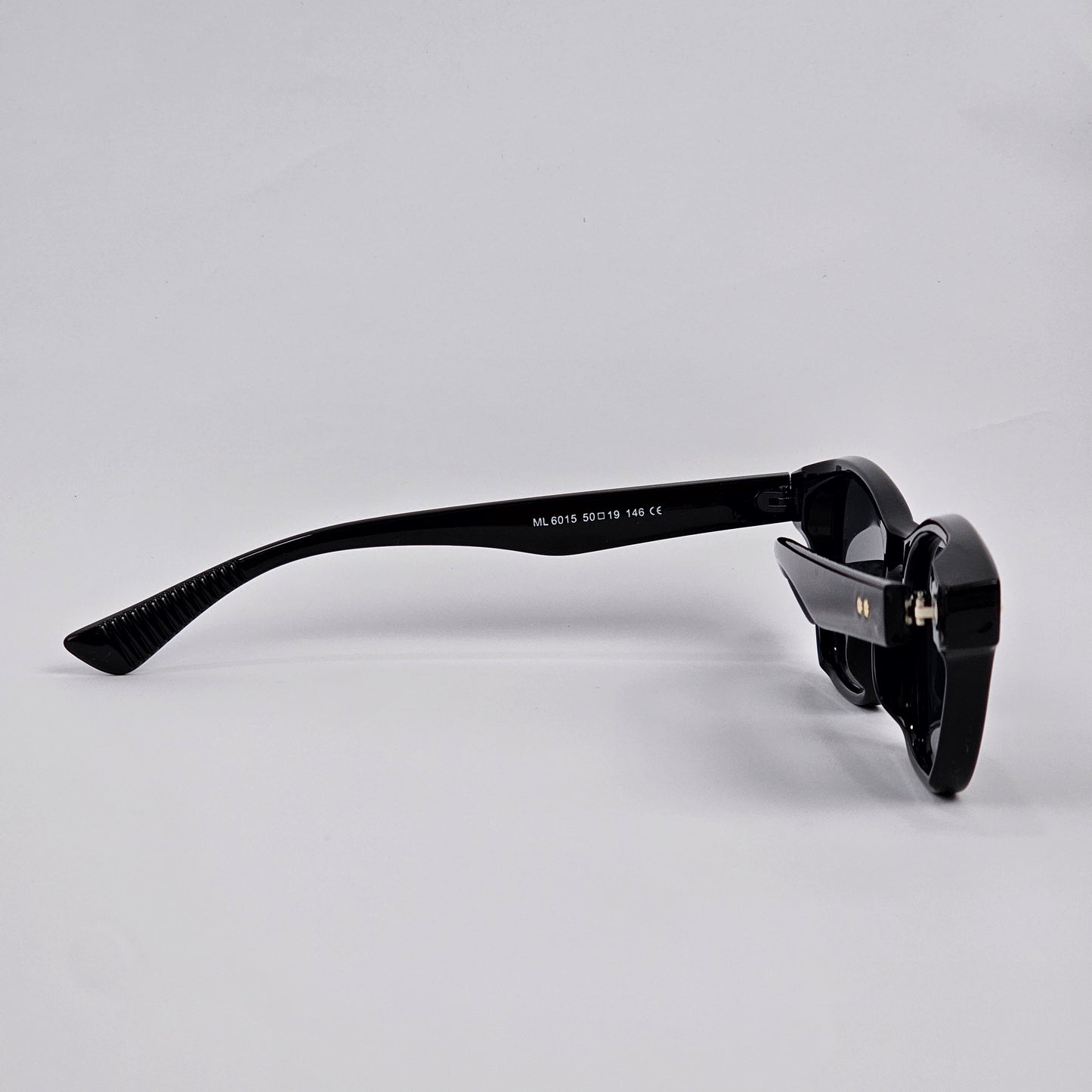 Meta - Unjaded - ML6015