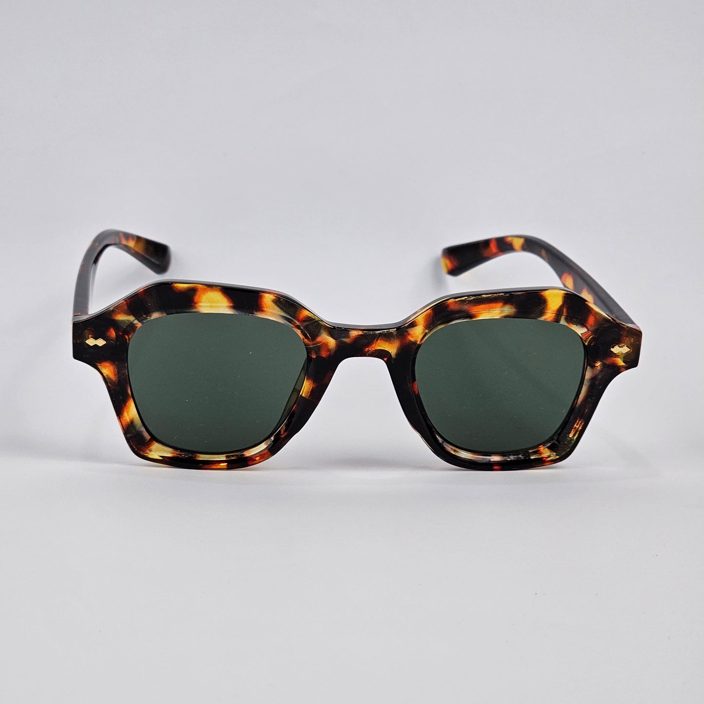 Chic - Unjaded - M65010