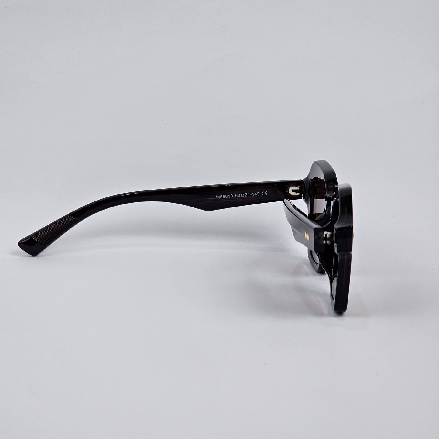 Chic - Unjaded - M65010