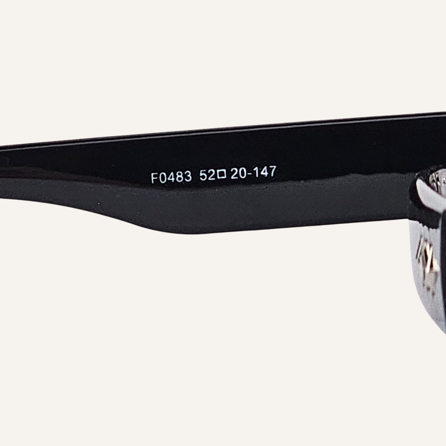 Space - Unjaded - F0483 - Transparent/Black