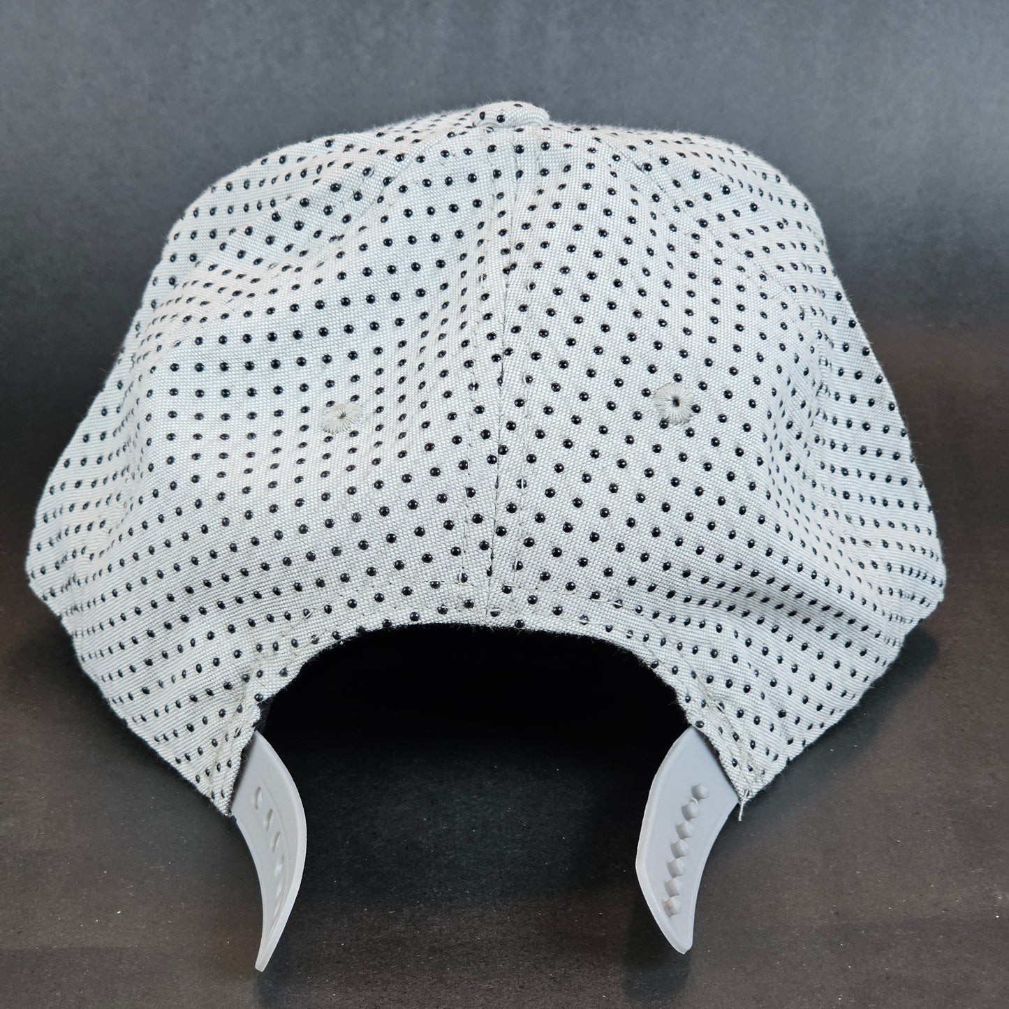 Arctic Dots - White - Snapback
