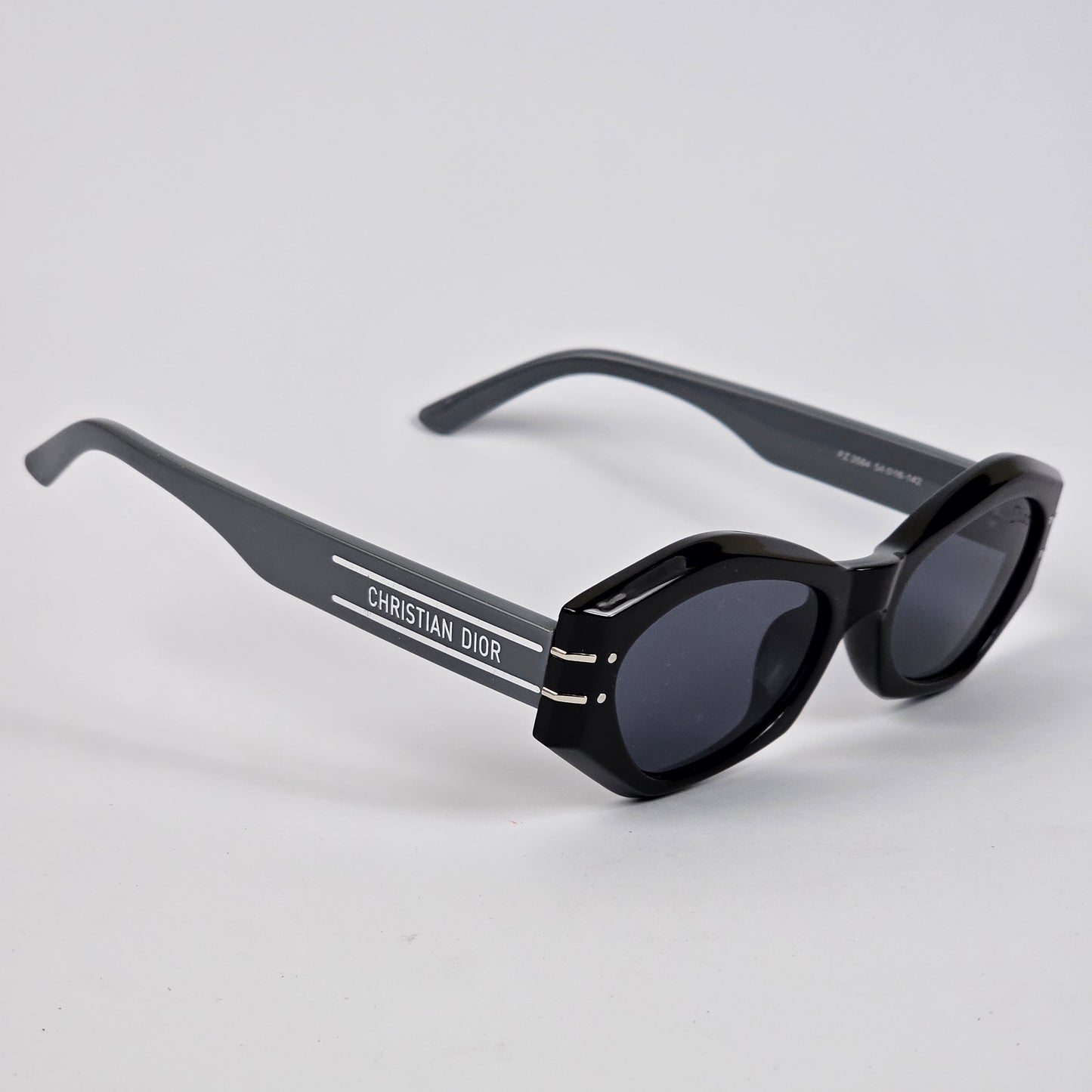 Wide - Christian Dior - FZ3584 - Grey