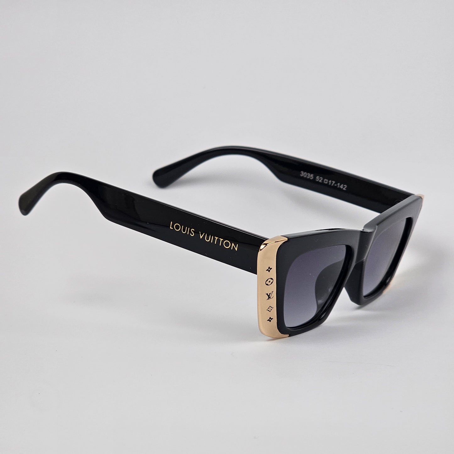 Cat Eyes - 3035 - Louis Vuitton - Black/Gold