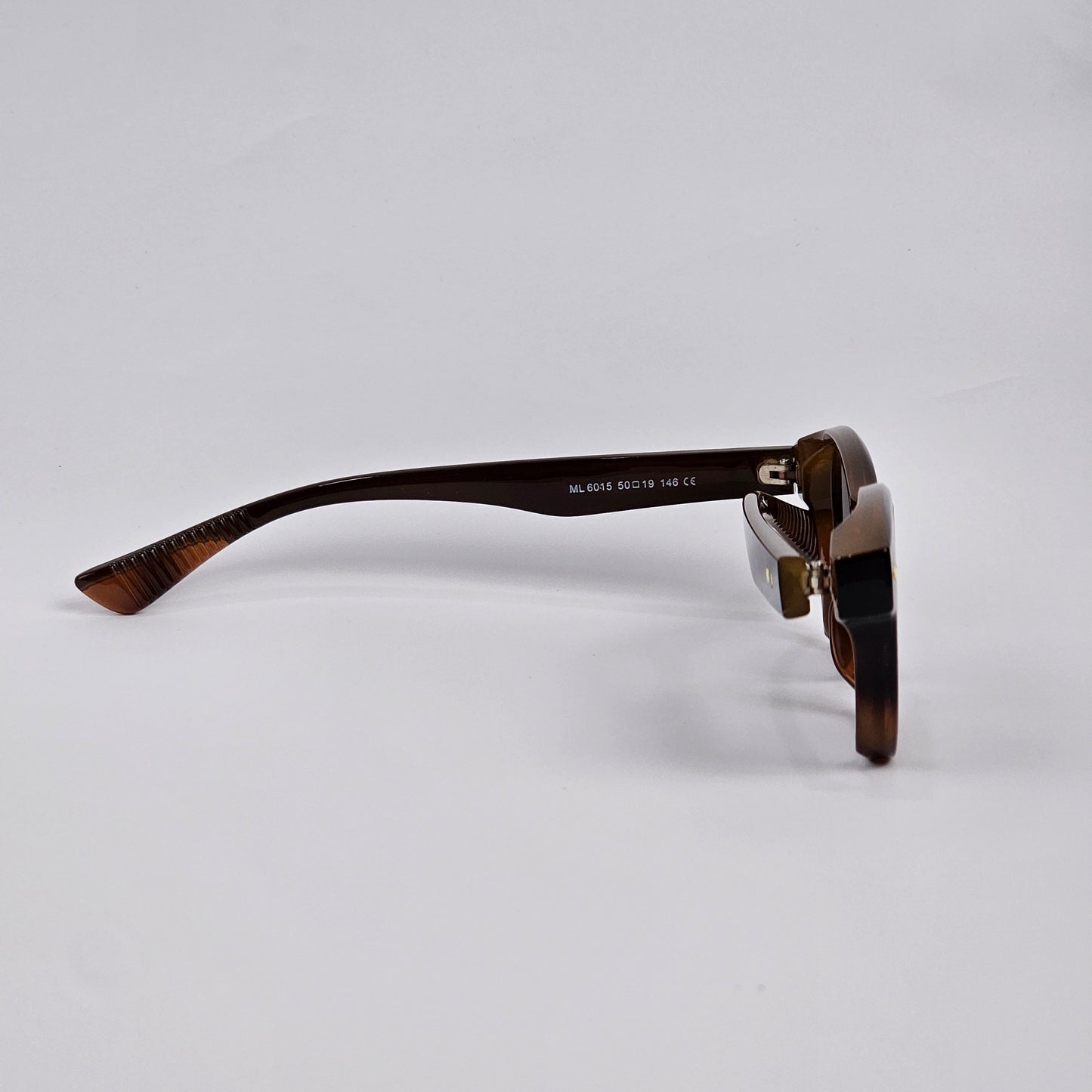Meta - Unjaded - ML6015