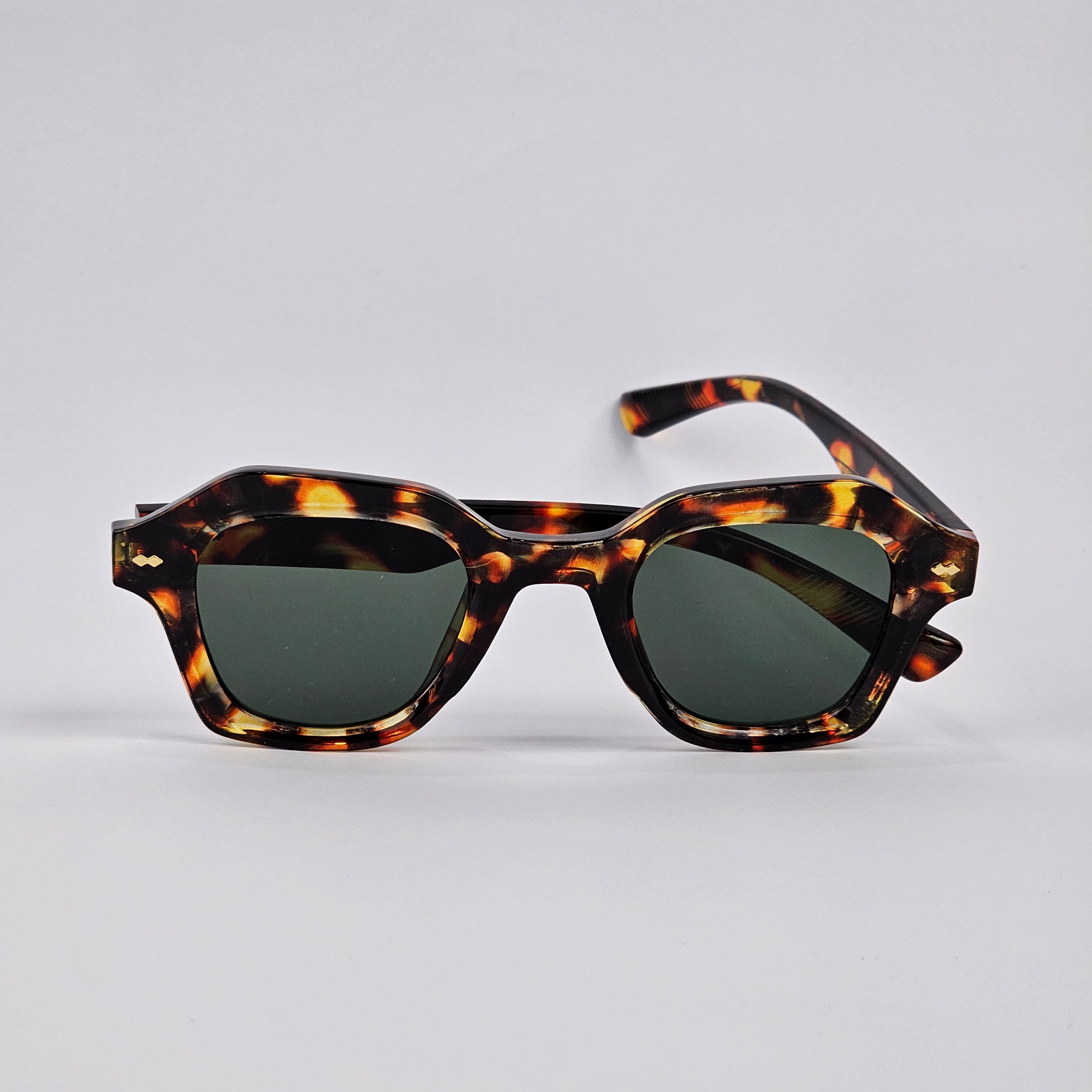 Chic - Unjaded - M65010