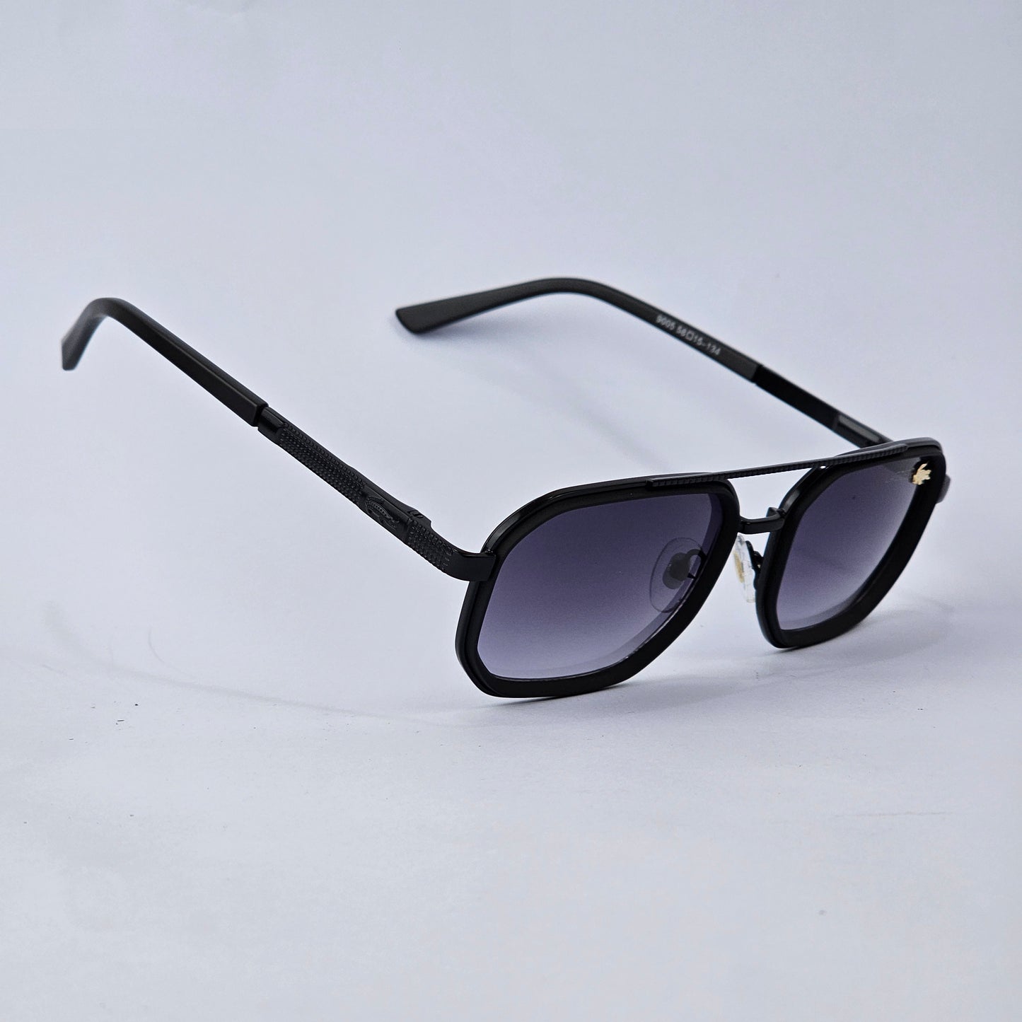 Sleek - Lacoste - 9005- Black - Unisex