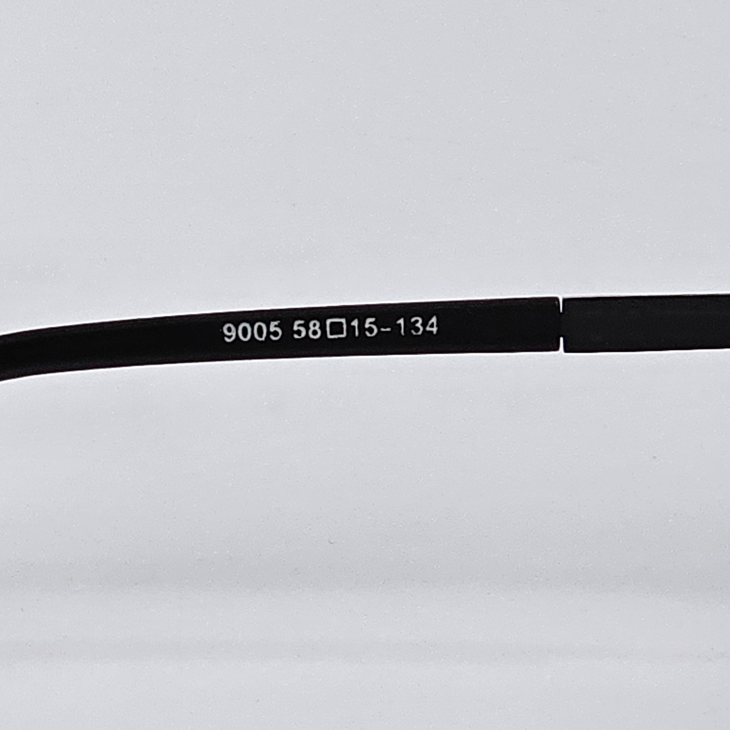 Sleek - Lacoste - 9005- Black - Unisex