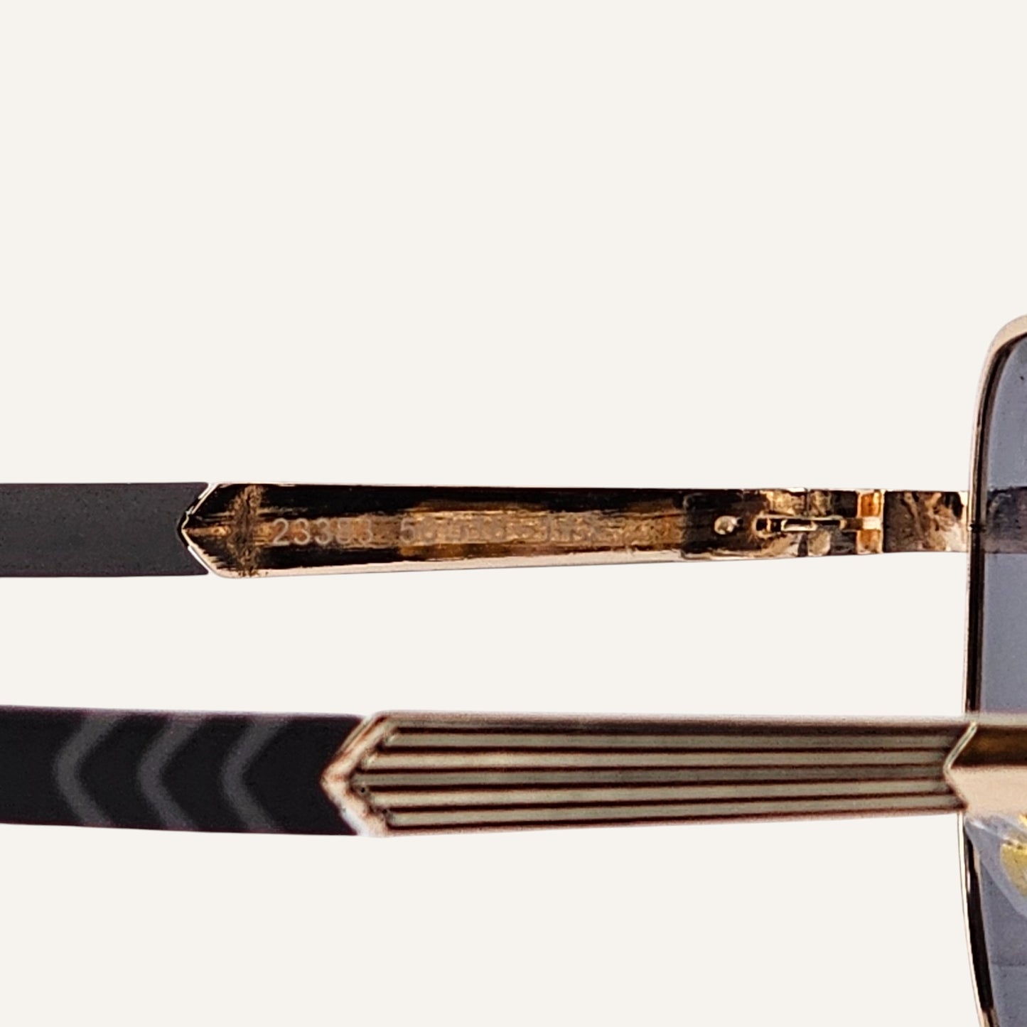 Hexagon - David Beckham - 23383 - Gold/Black