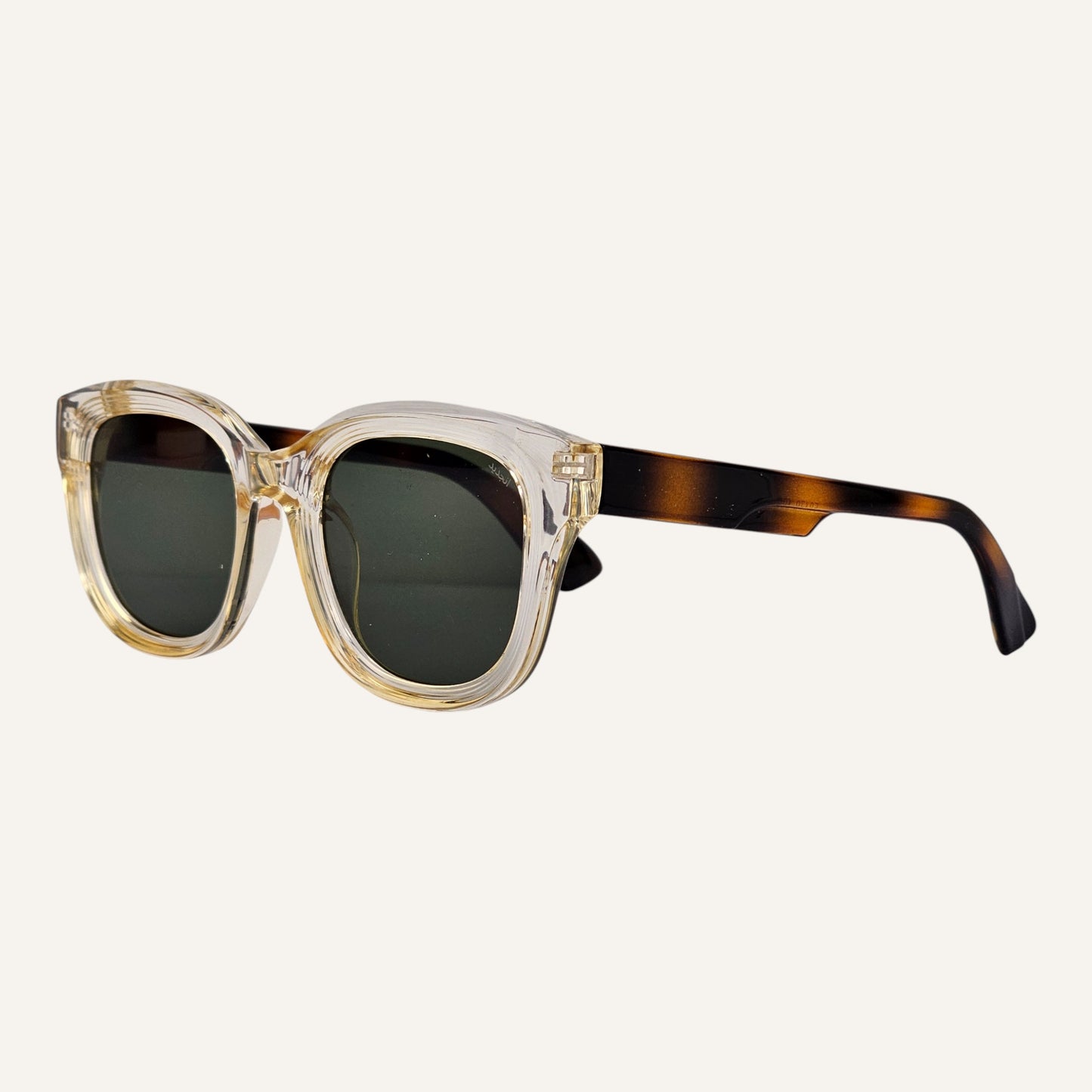 Trip - Unjaded - F0479 - Translucent/Tortoise