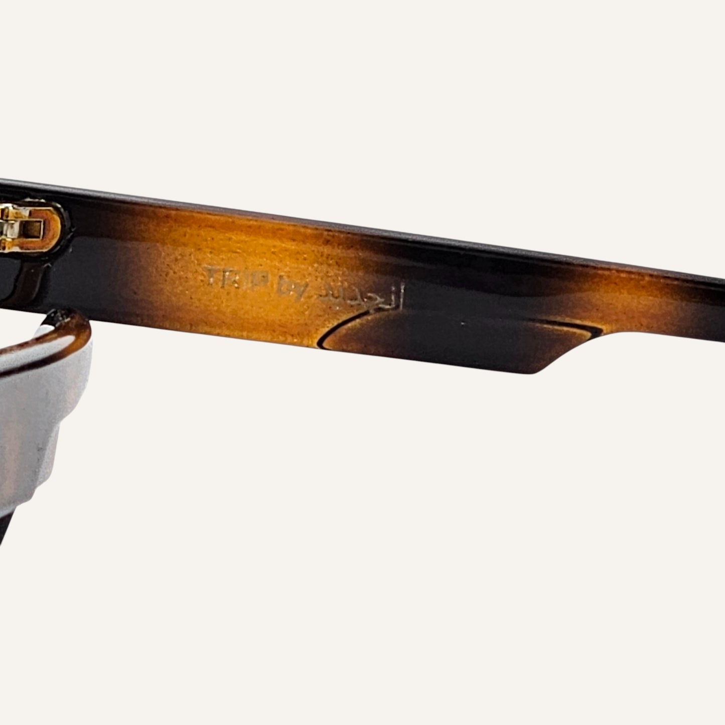 Trip - Unjaded - F0479 - Translucent/Tortoise