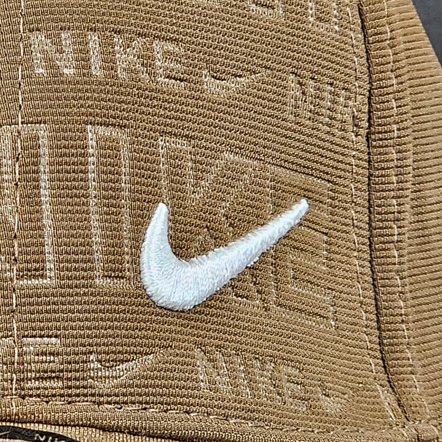 Nike - Multi-Brand - Beige