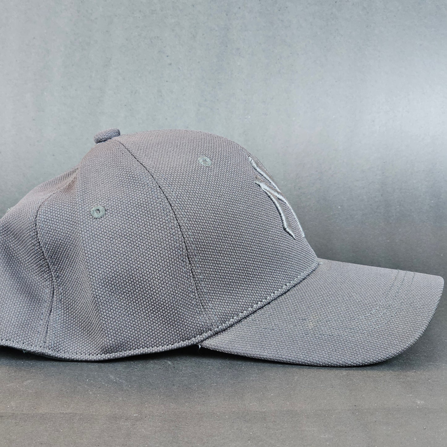 NY Embroidered - Fixed Cap