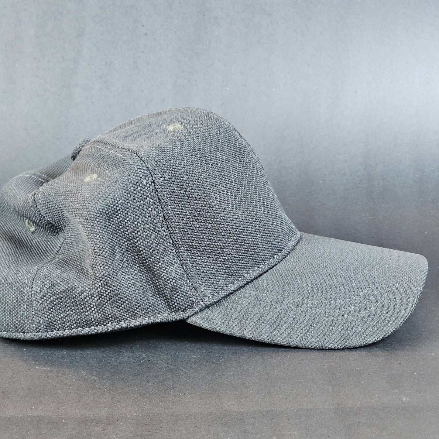 Plain - Fixed Cap - Gray