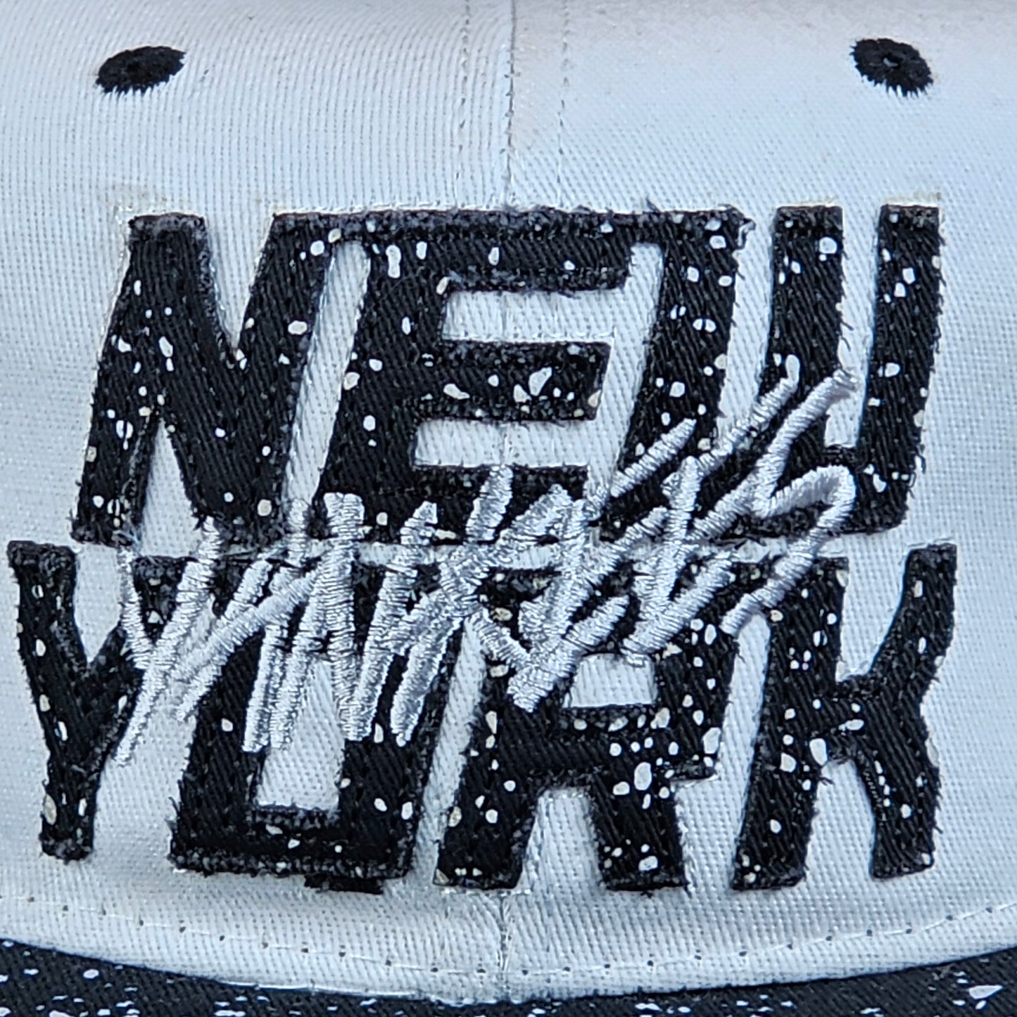New York - Black/White - Snapback