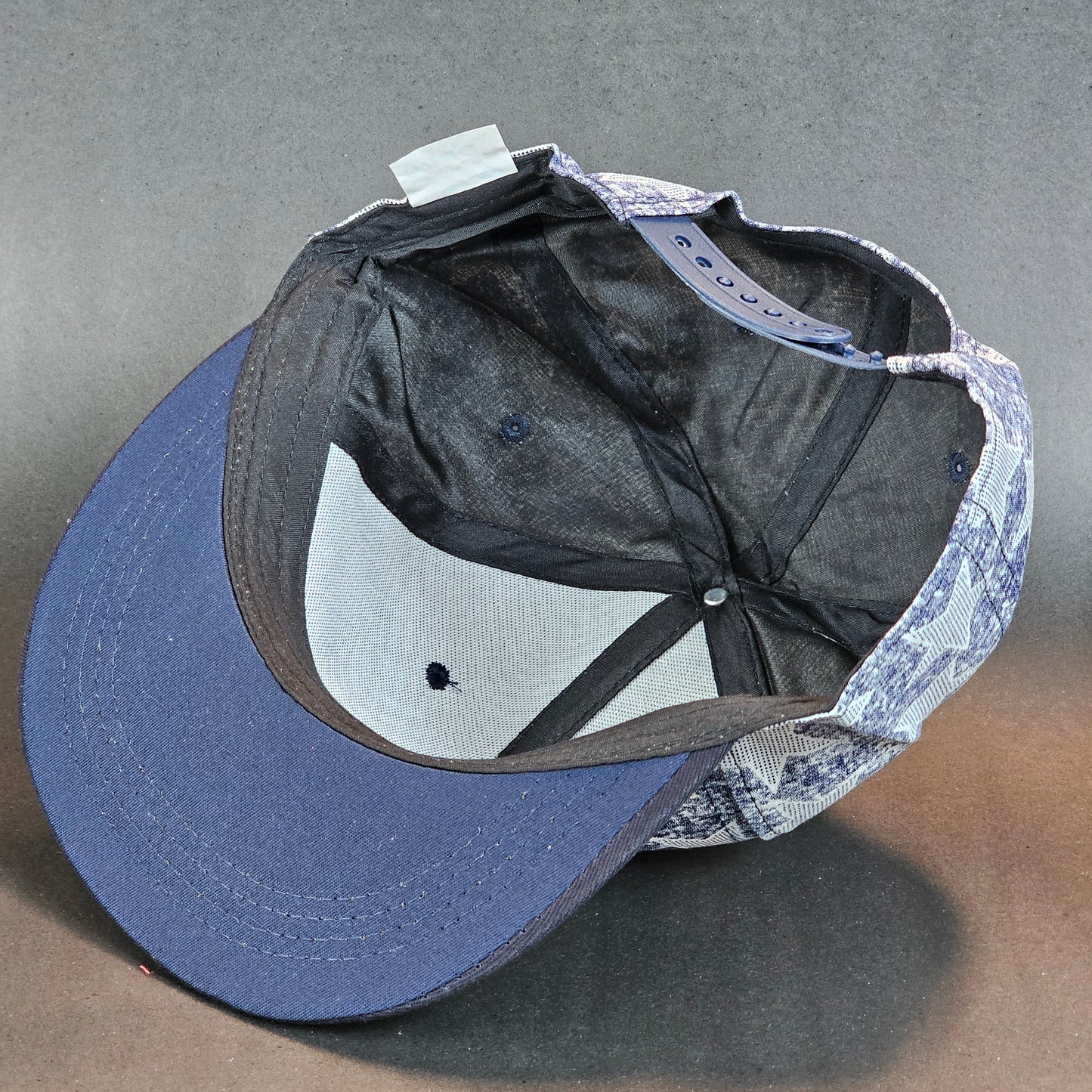 Prada - White/Blue - Snapback