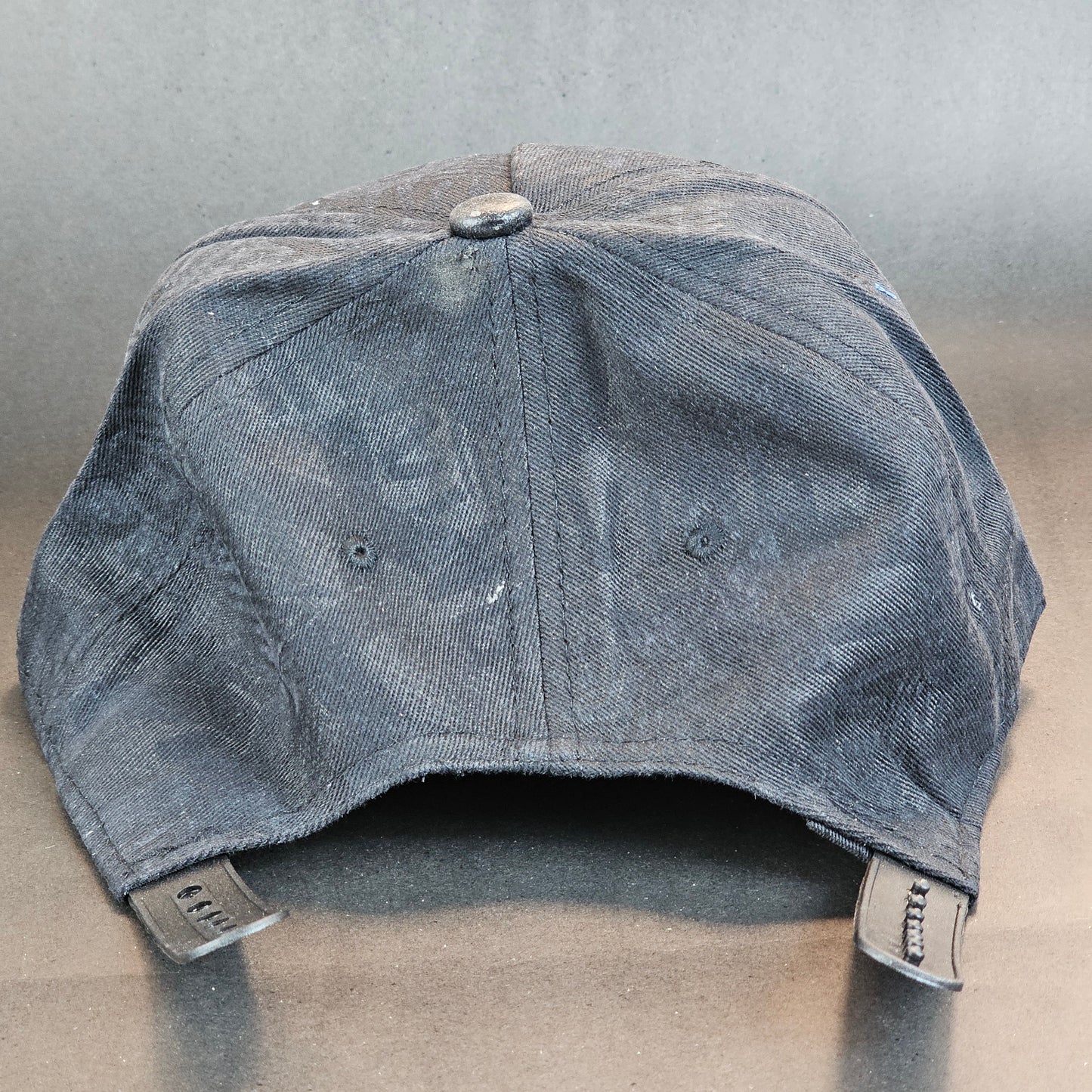 V Vintage - Black - Snapback