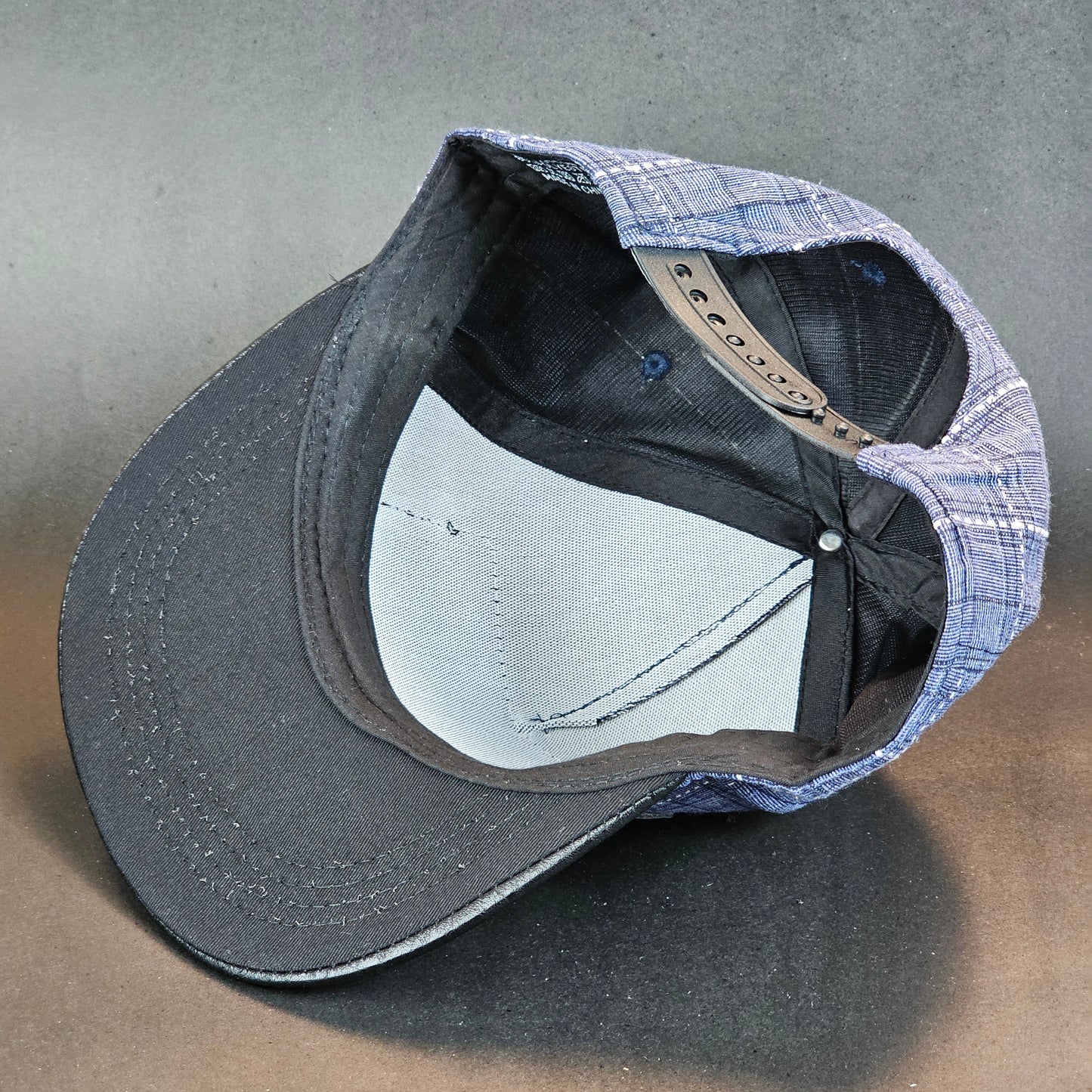 Supreme - Blue/Black - Snapback (LIMITED)