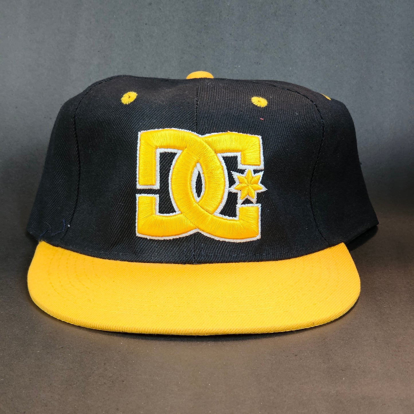 DG - Yellow/Black - Snapback (Fixed)