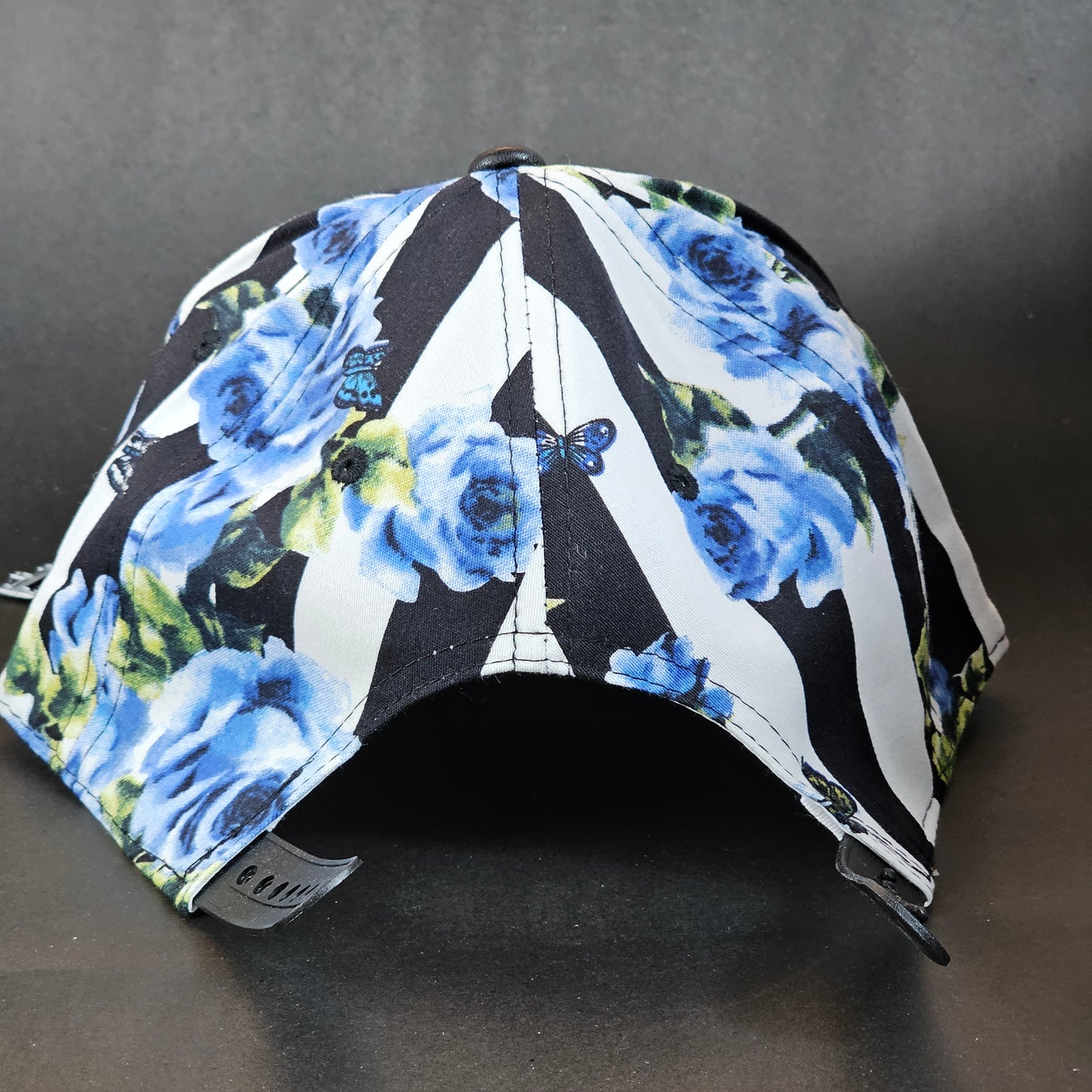 Cracked H - Black/White - Snapback (LIMITED)