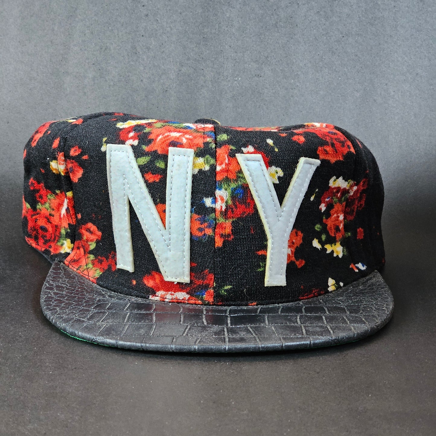 NY Brooklyn - Floral (Dark) - Snapback (LIMITED)