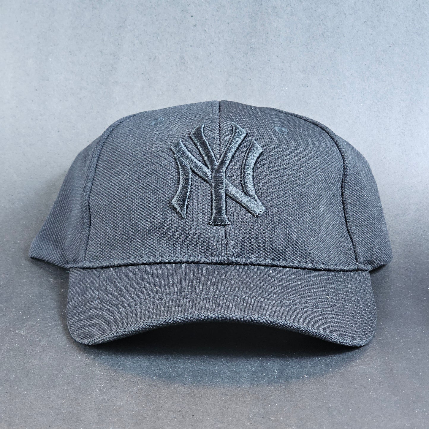 NY Embroidered - Fixed Cap