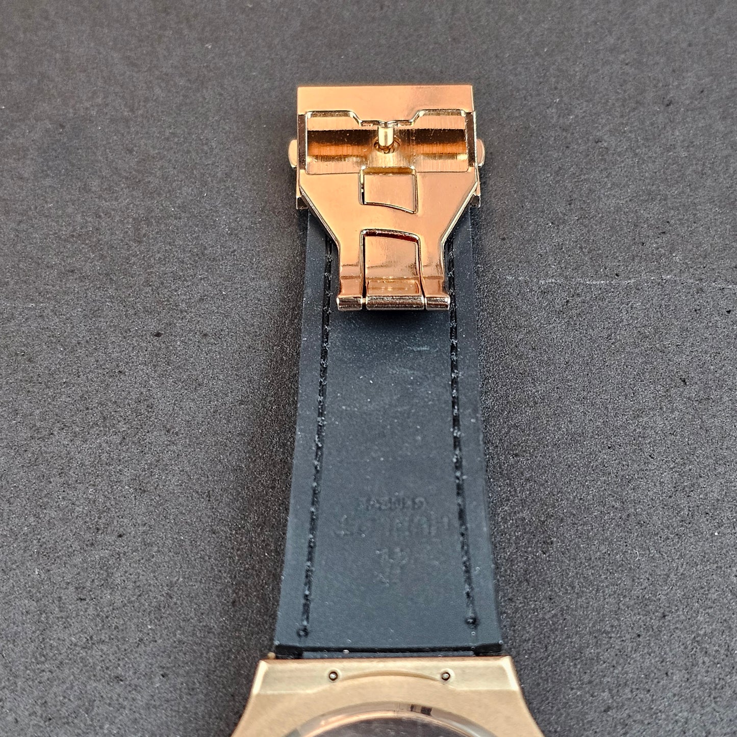 Hublot - Chronograph - Gold - Black Faux Leather Strap