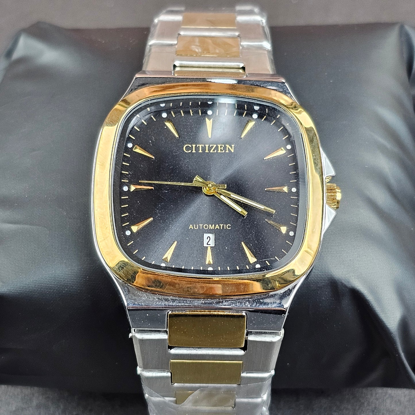 Citizen Classic - Gold - Gold Metal Chain