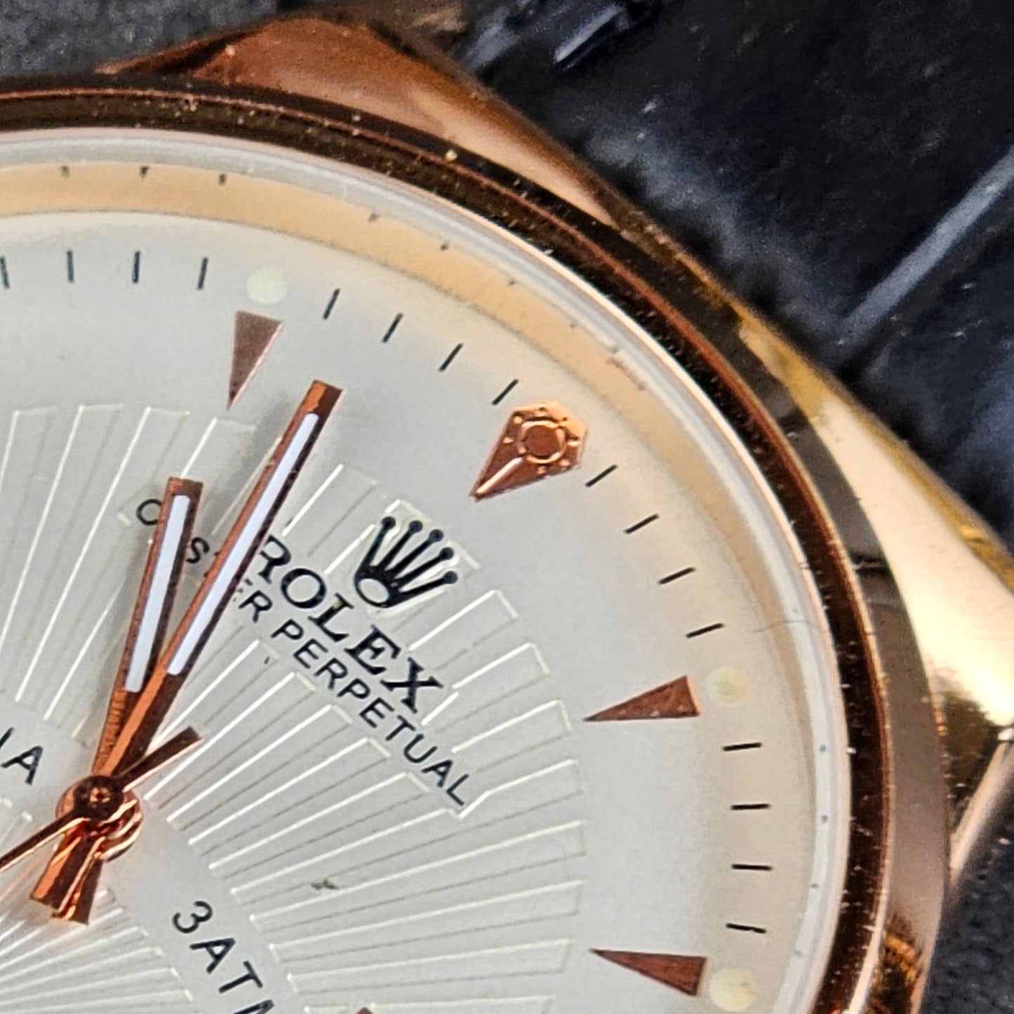 Rolex - Daytona - Gold - Black Genuine Leather Strap