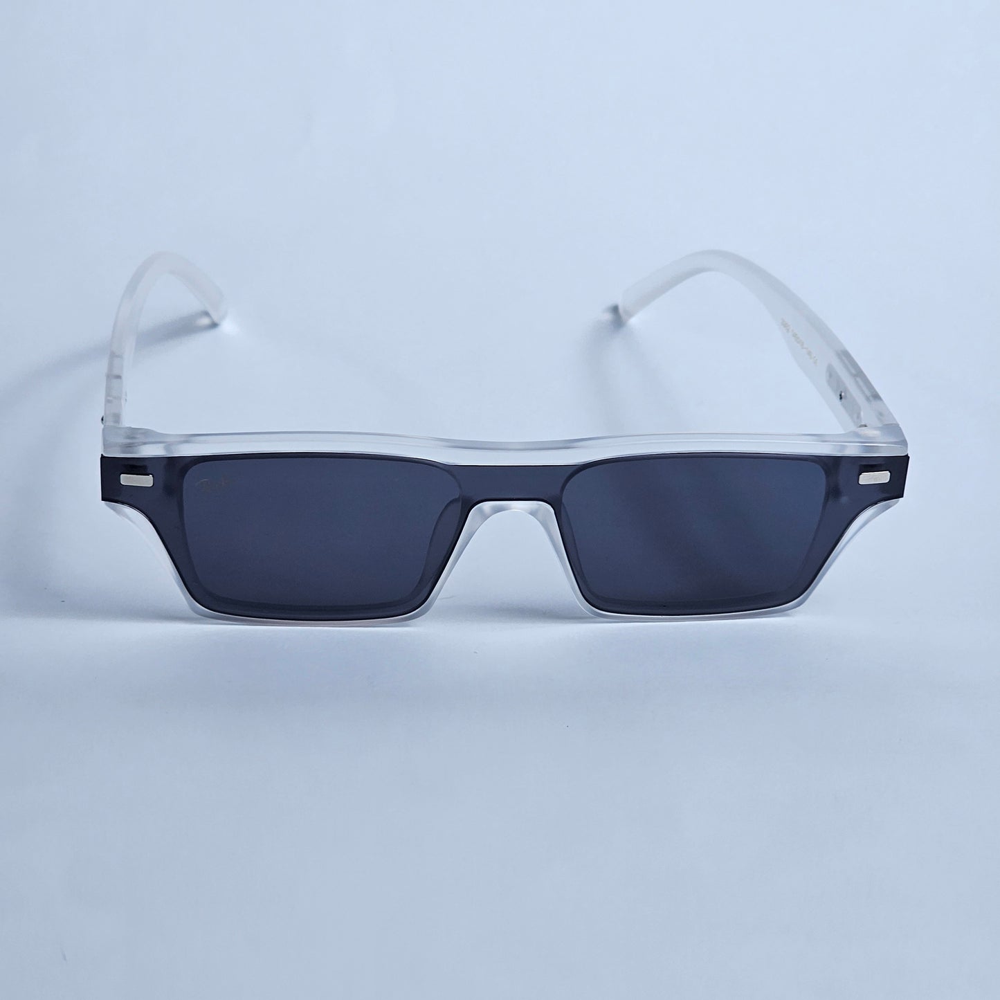Punk - RB - 3302 - White