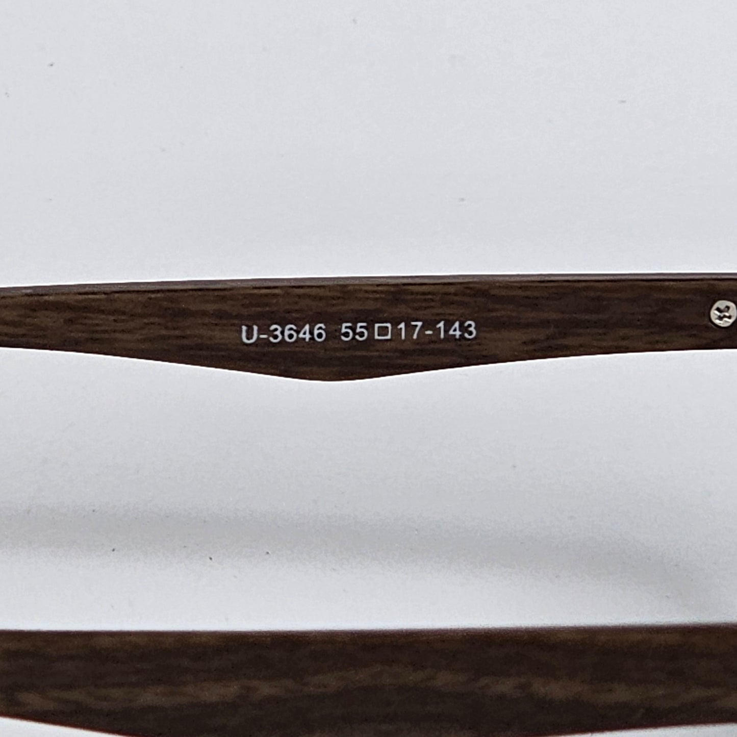 Angular Wood - Unjaded - U3646