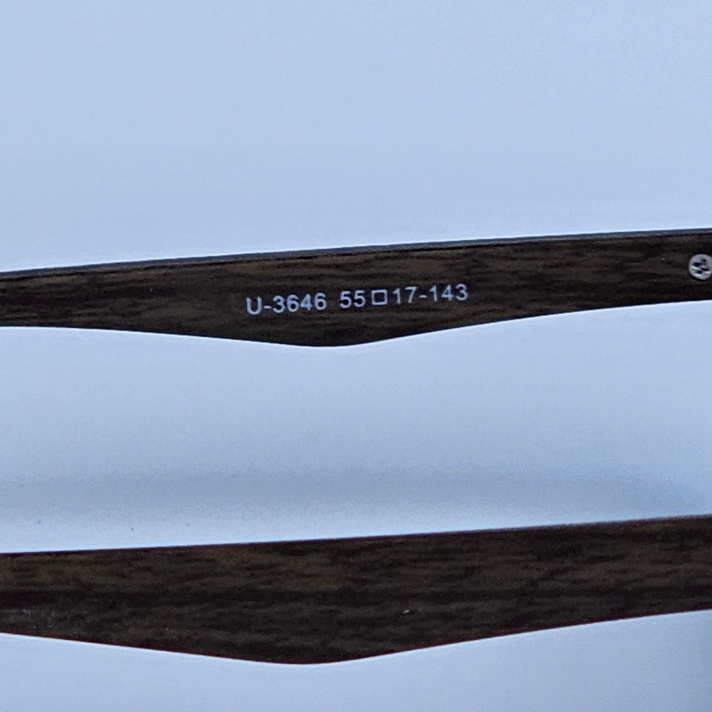 Angular Wood - Unjaded - U3646