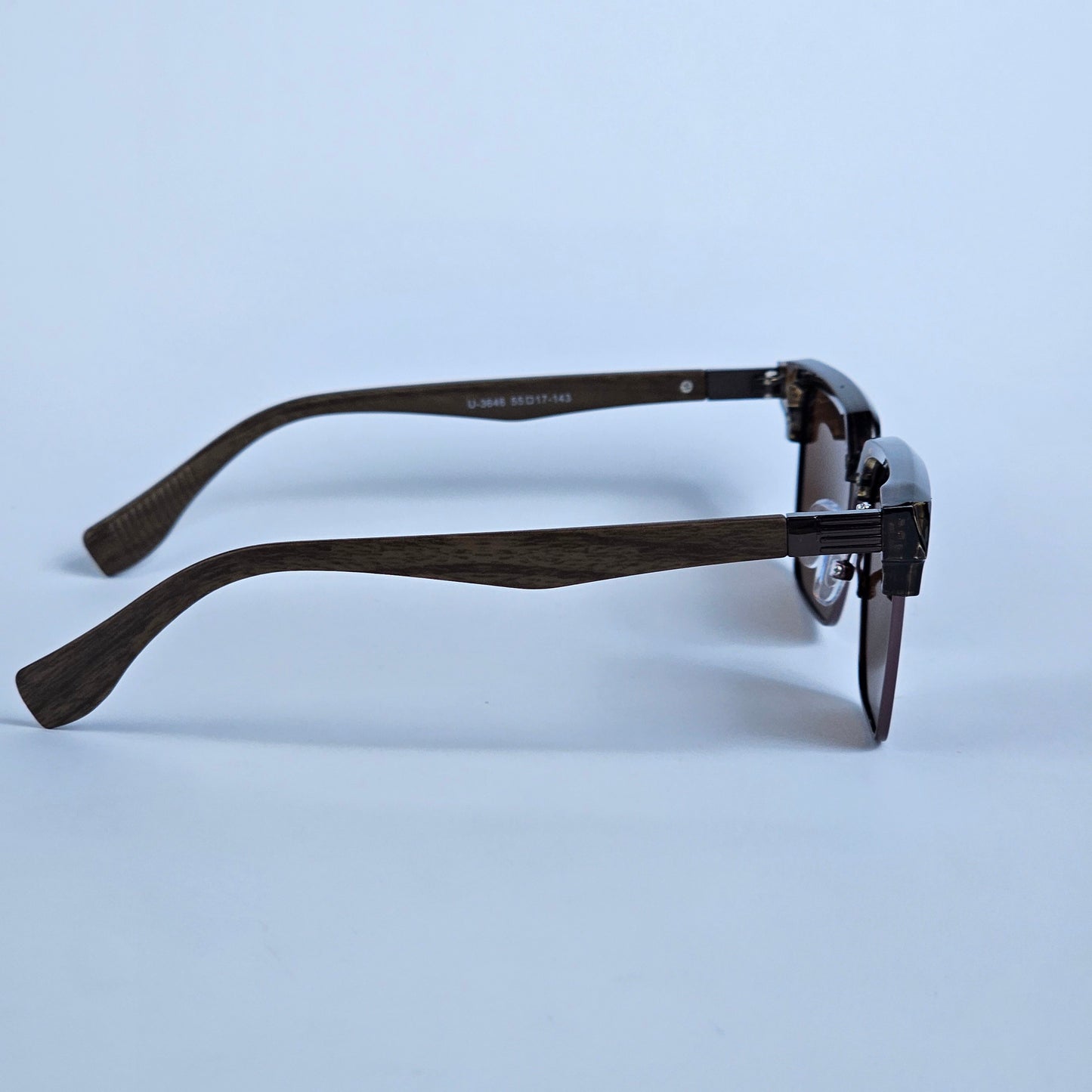 Angular Wood - Unjaded - U3646