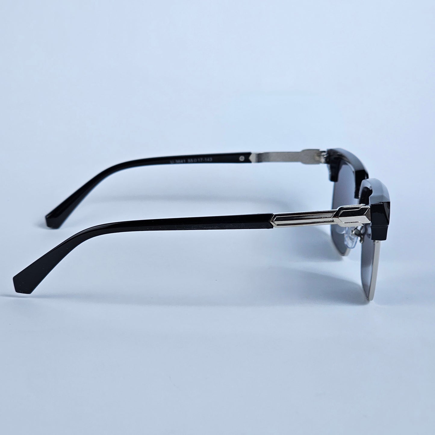 Angular Metal - Unjaded - U3641
