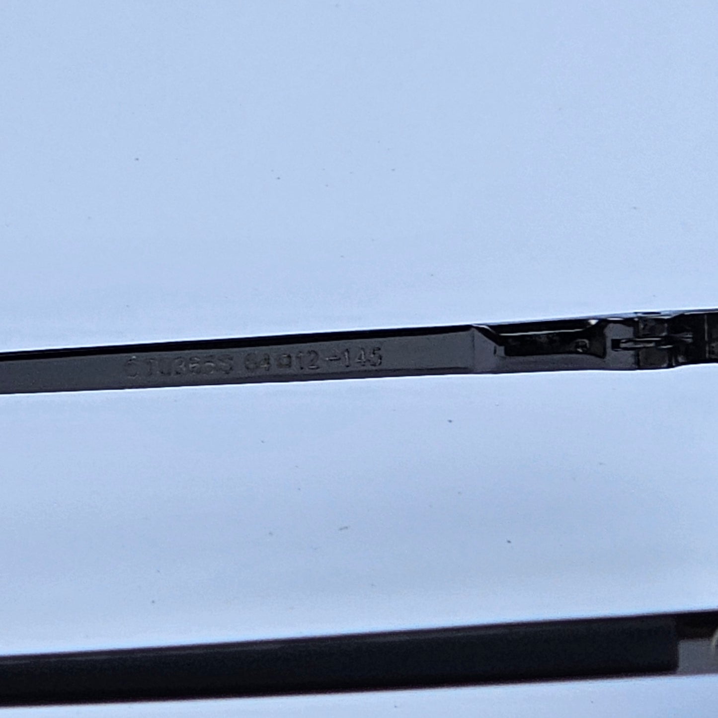 Premium (Anti Glare) - Cartier - CT0365S - Unisex