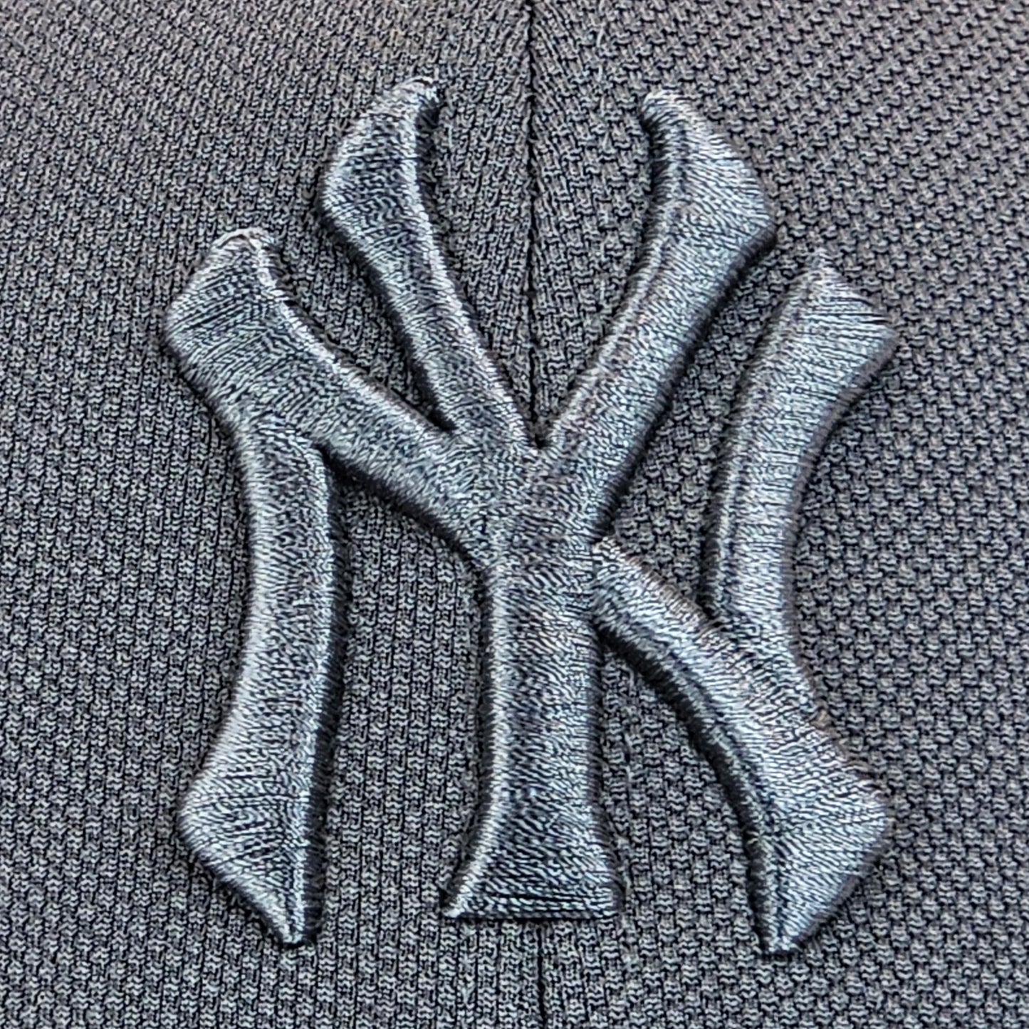 NY Embroidered - Buckle - Grey