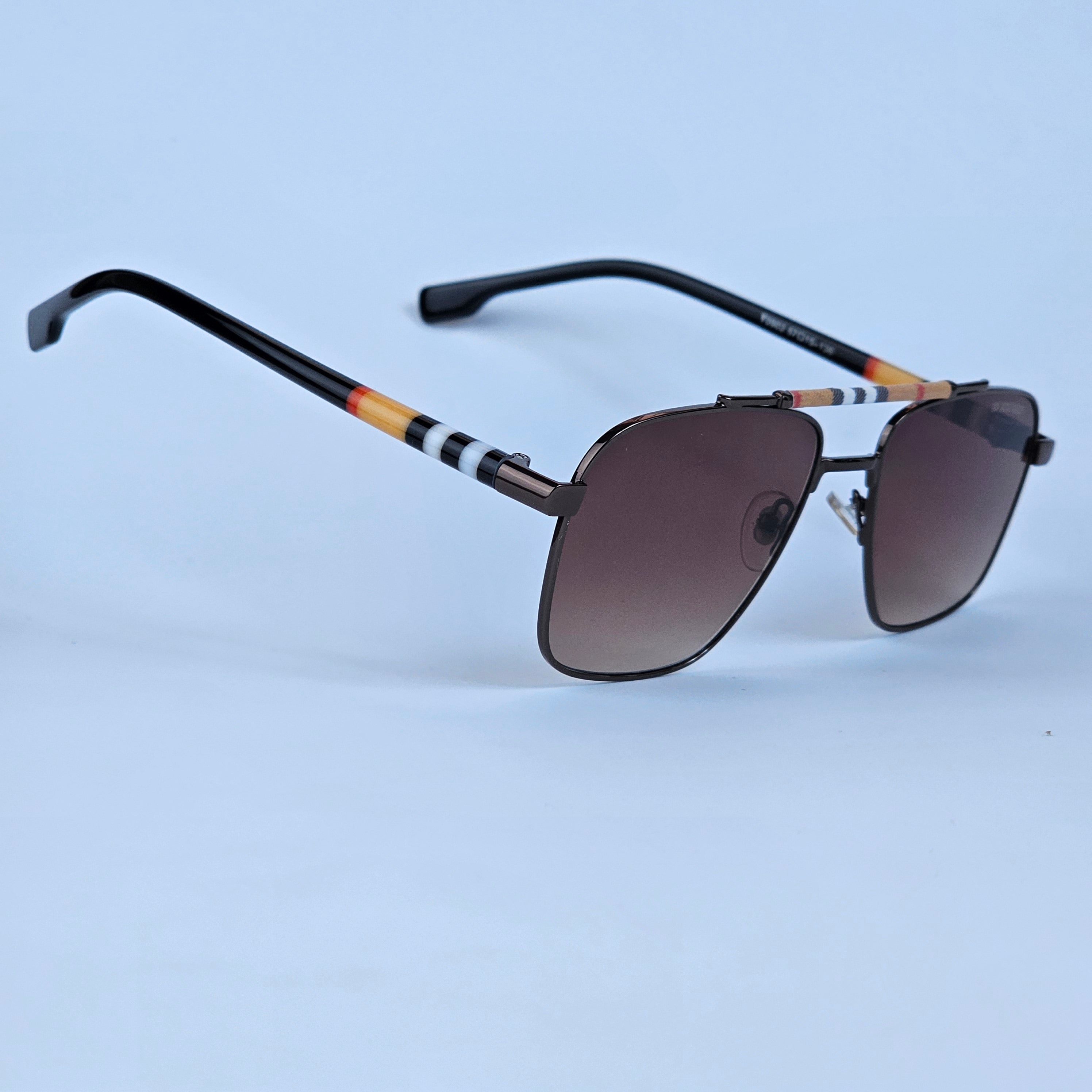 Burberry Bridged - T0902 - Brown