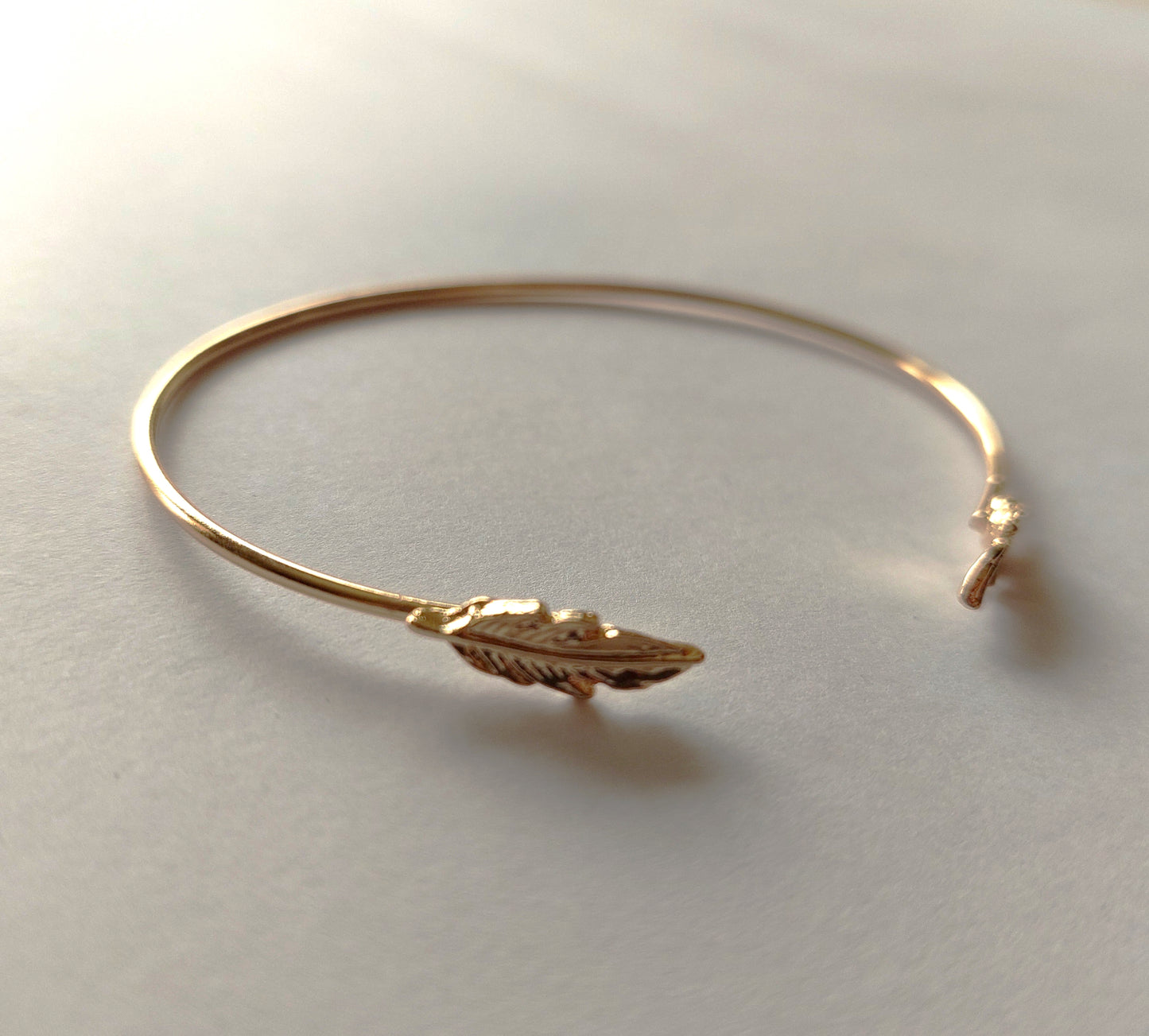 Leaf Edged Bracelet - Gold