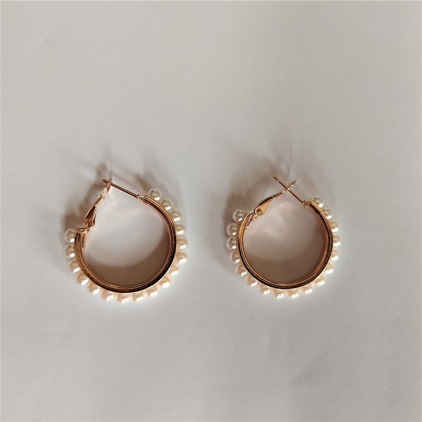 Pearl Earrings - Medium-Sized - Gold