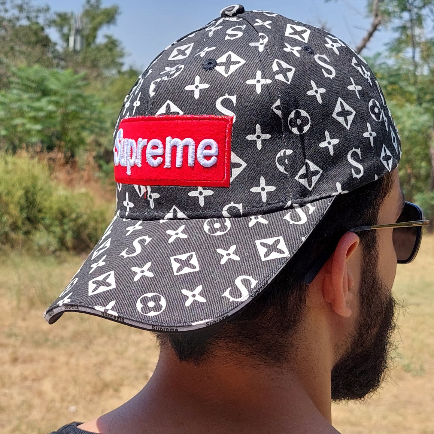 Supreme - Cap - Black