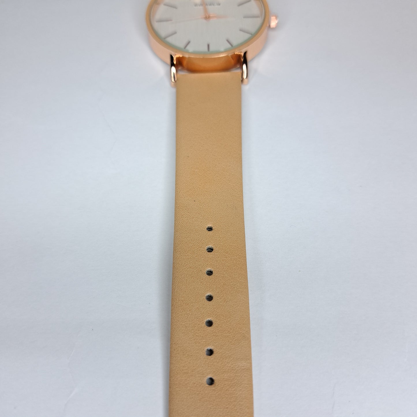 Comly - Gold - Beige Leather Strap