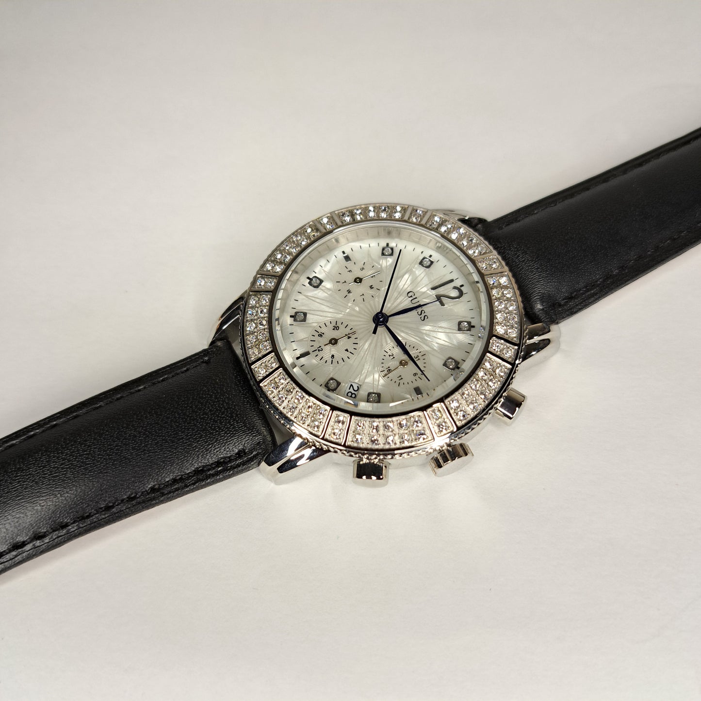 DIAMOND GUESS - Silver - Black Genuine Leather Strap