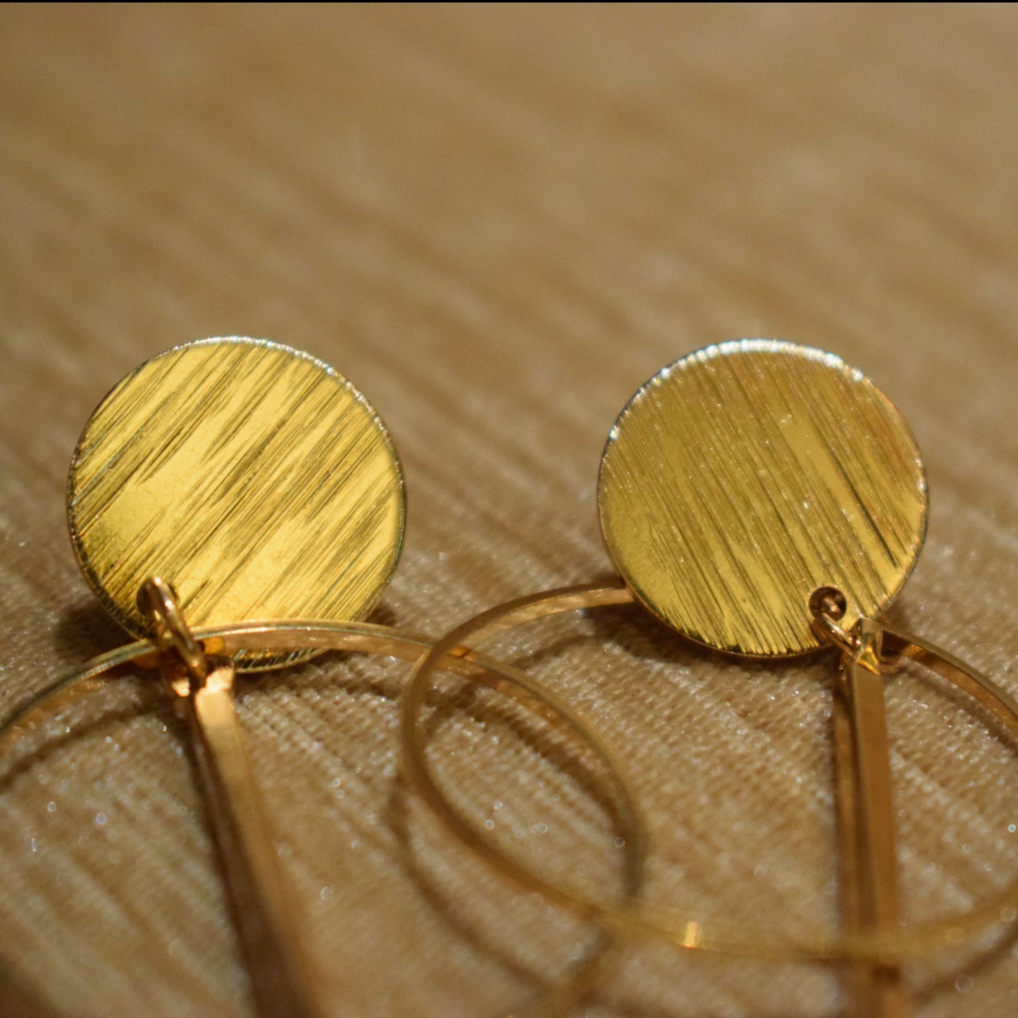 Circle and Stick Earrings - Gold