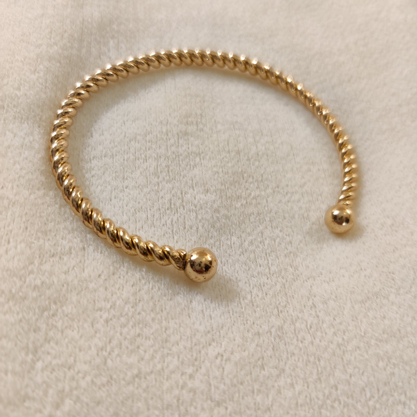 Thick Wrapped Bracelet | Gold