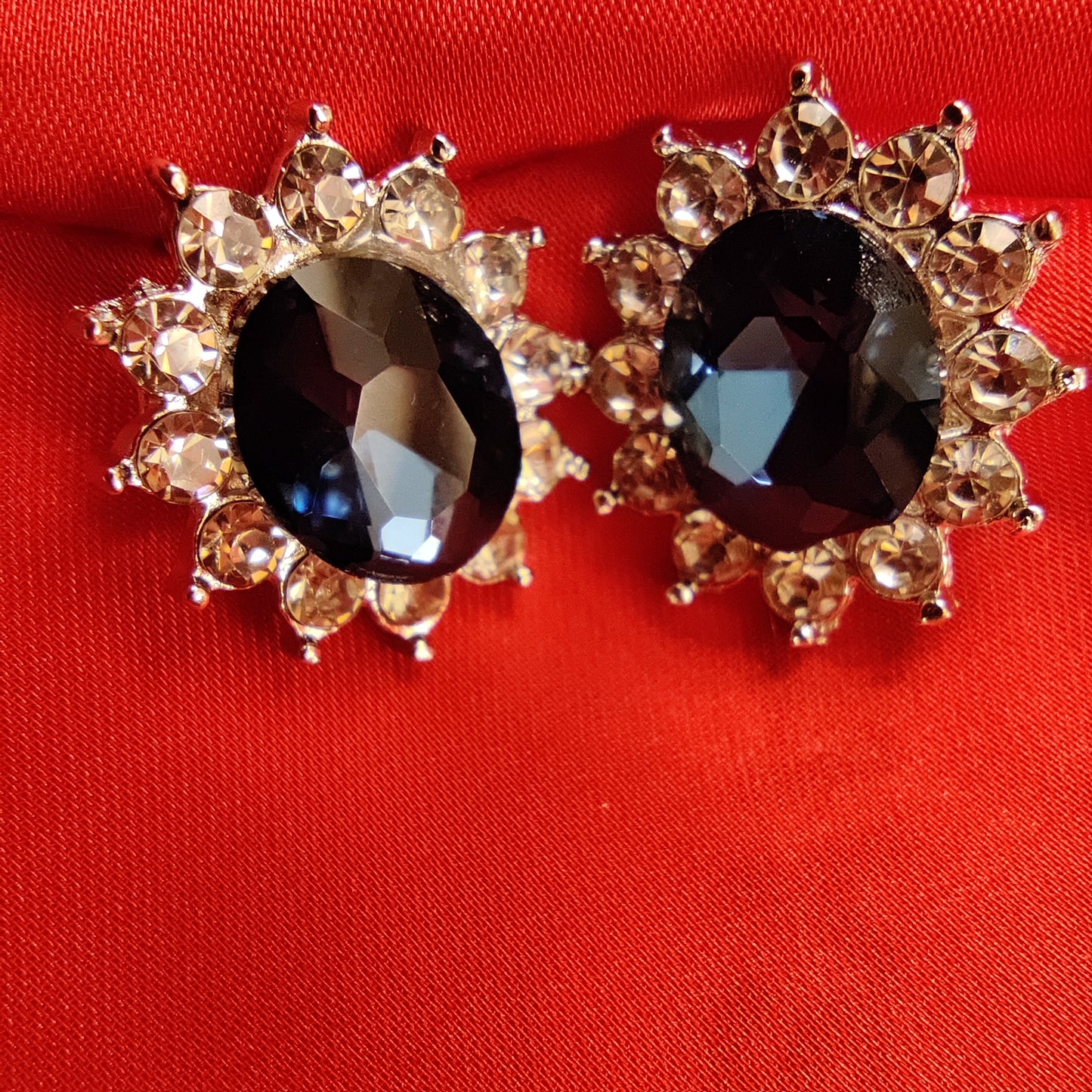 Rhinestone Gem Flower Earrings