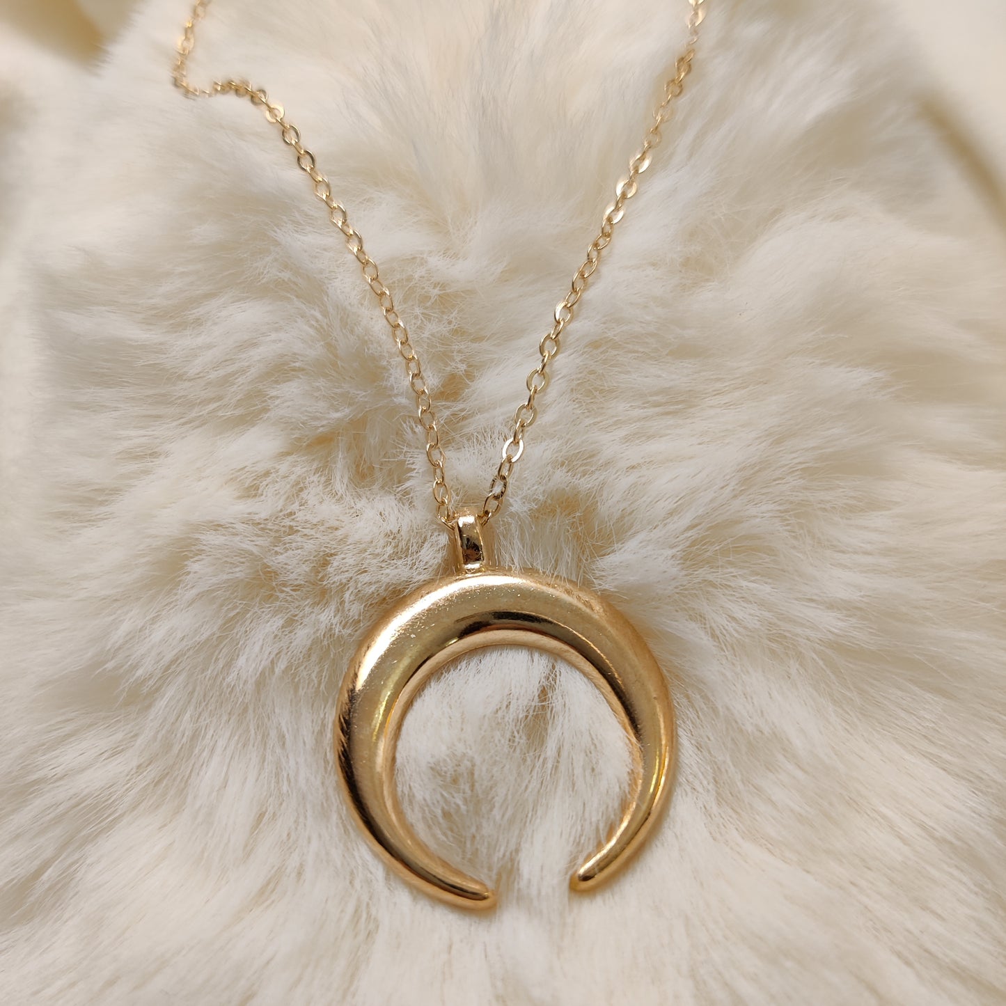 Moon Crescent Pendant Necklace | Gold