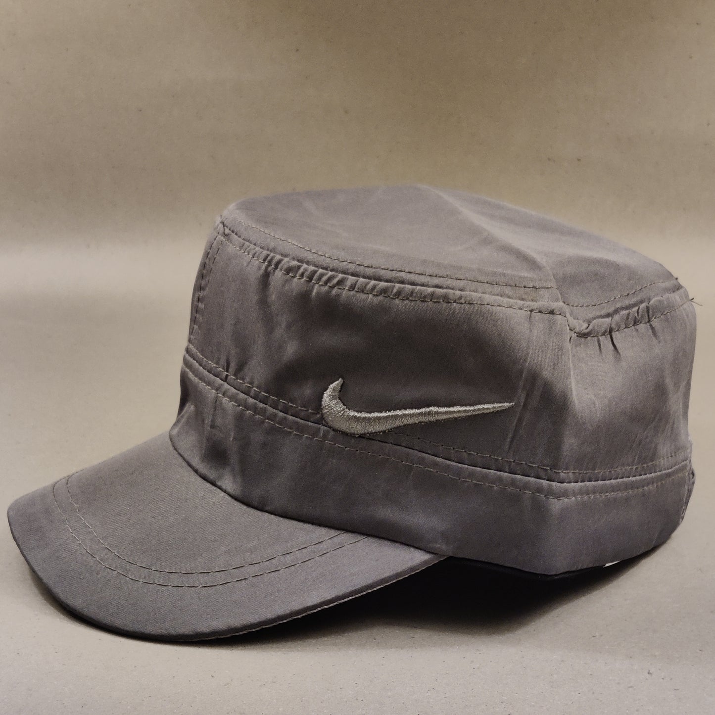 Nike Flat top - Cap - Grey