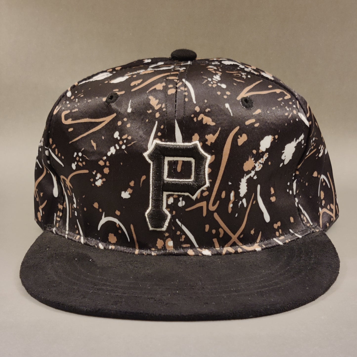 Retro P - Black - Snapback