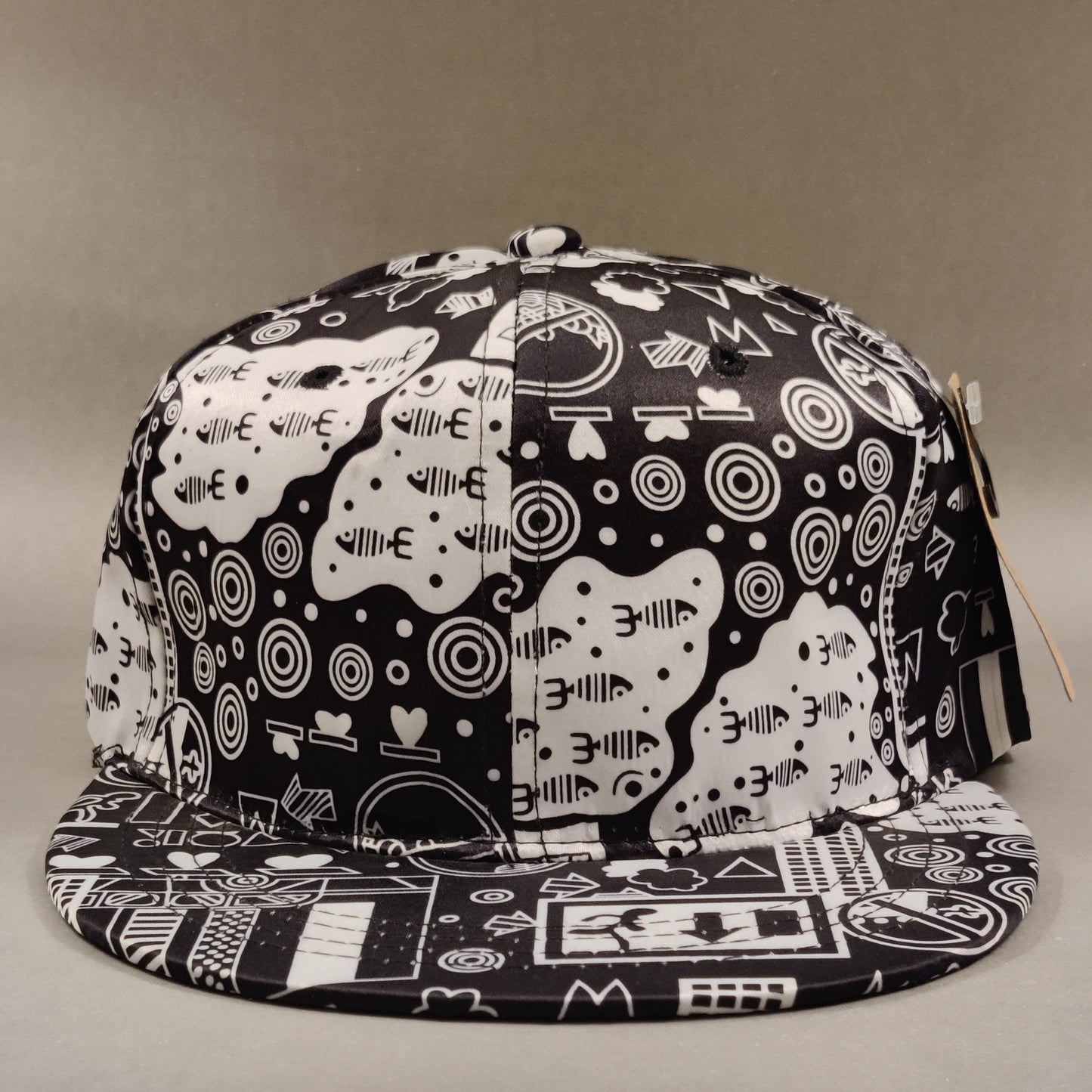 Fish Abstract - White/Black - Snapback