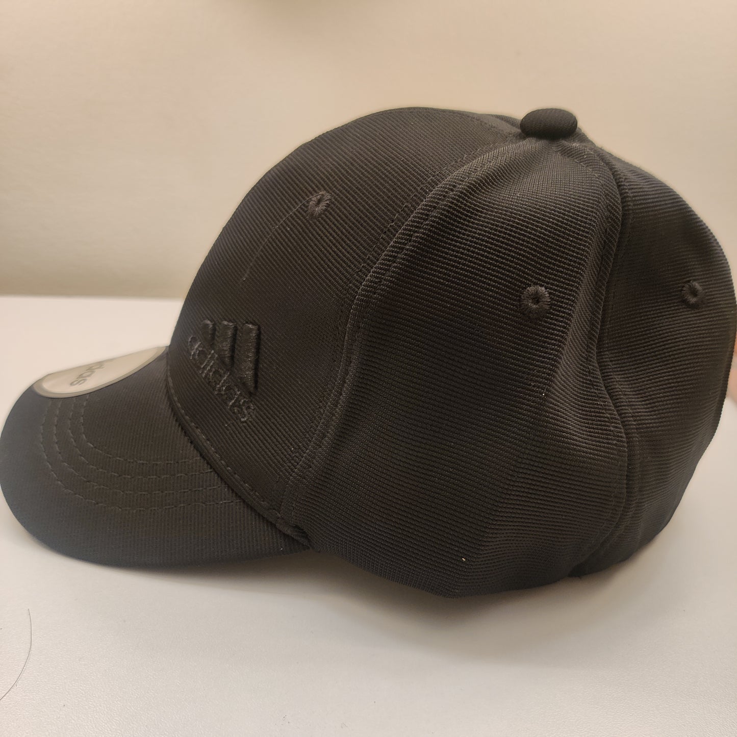 Classic Adidas - Fixed Cap - Black